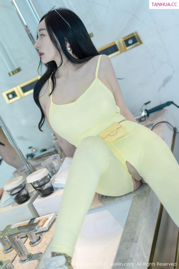 允薾  [XiuRen]高清写真图 2022.05.13 No.5113 允薾第16张图片